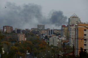 U ruskom bombardovanju ukrajinskih gradova poginulo najmanje troje...