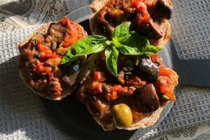 Kaponata: Izuzetno sicilijansko jelo sa puno povrća