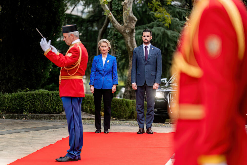 <p>Predsjednik Crne Gore Jakov Milatović rekao da je dobio "niz ohrabrujućih poruka" od predsjednice Evropske komisije, ocijenio da je realno i moguće da Crna Gora postane članica EU i prije 2030.</p>