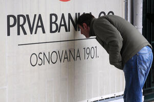 Vučićev biznismen hoće akcije Prve banke