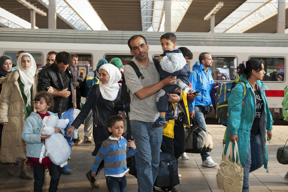 Izbjeglice iz Avganistana i Sirije u Minhenu 2015., Foto: Shutterstock