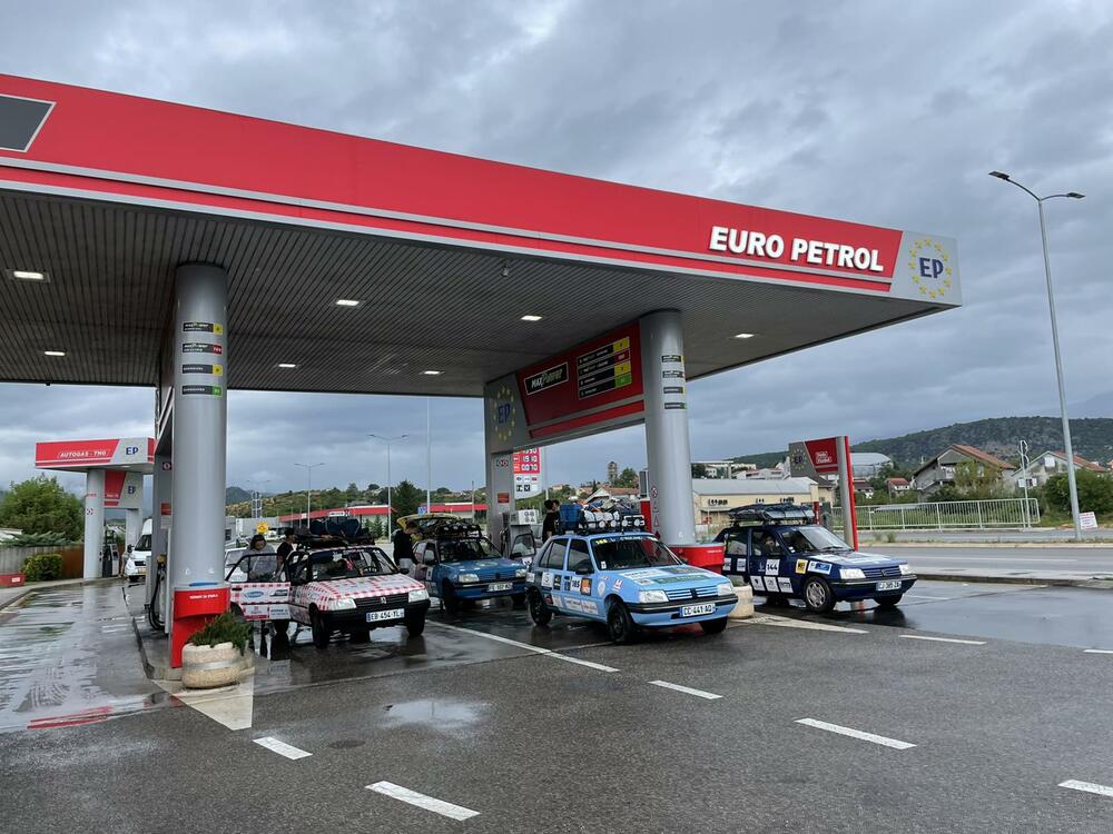 <p><em>Euro Petrol - Tvoj pouzdan saputnik na putu prema nagradi!</em></p>