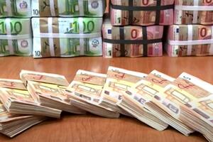 Šefica tužilaštva prima 4.000 eura, ljekari u vrhu liste...