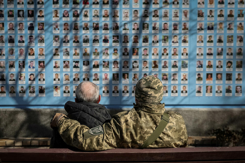 Zid sjećanja u Kijevu, posvećen stradalim vojnicima, Foto: Reuters