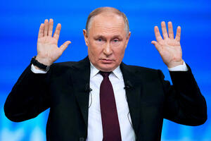 Putin: Makron je prestao da me zove