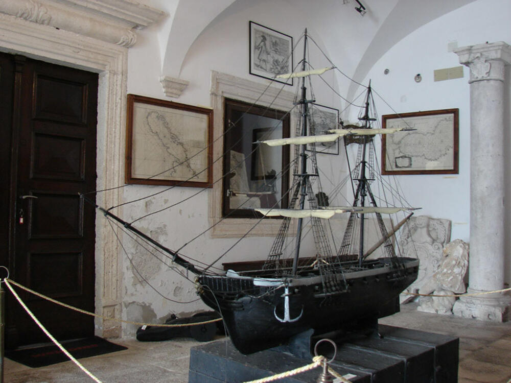 Pomorski muzej