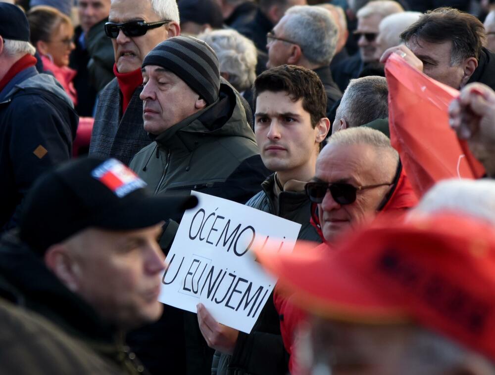 <p>Istoričar i profesor FCJK-a pred sudom zbog stavova koje je iznio u kolumni</p>