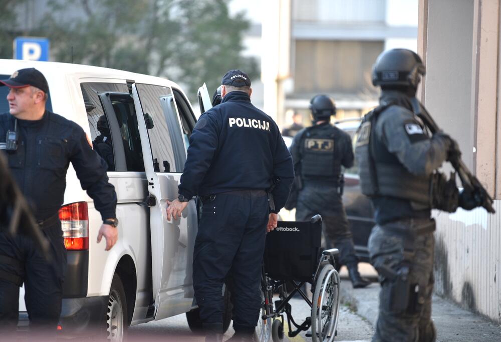 <p>Odluku je donijela tužiteljka Maja Knežević, koja je Camgoza saslušala zbog sumnje da je počinio krivično djelo navođenje na ovjeravanje neistinitog sadržaja</p>