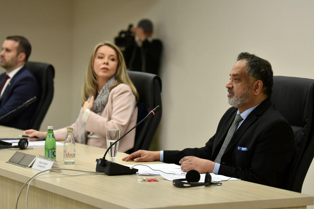 Sa zajedničke konferencije MMF-a, Centralne banke Crne Gore i Vlade, Foto: Boris Pejović