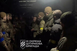 Ministarstvo odbrane: Ruske trupe potpuno kontrolišu Avdijivku,...