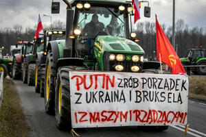 Na protestima poljskih farmera poziv Putinu da "zavede red" u...