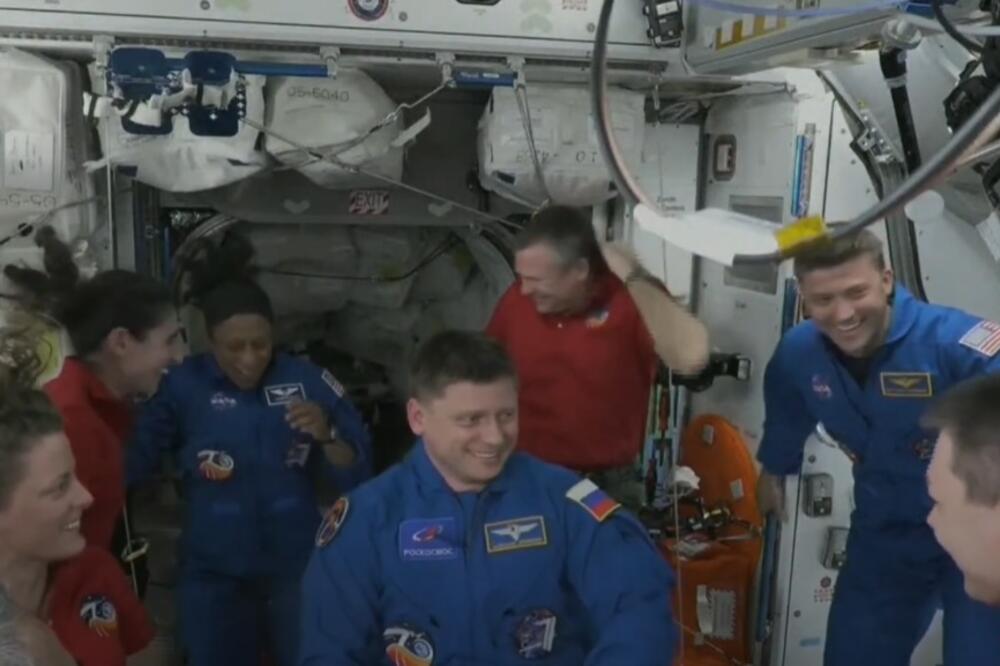 Detalj sa ISS nakon dolaska Posade-8, Foto: Screenshot/Youtube