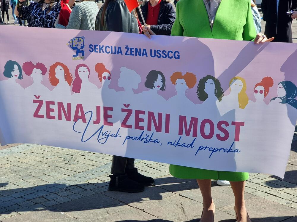 <p>"Naša misija je jasna – marširamo složno ka budućnosti u kojoj pravda nije samo obećana, već ostvarena, ka svijetu u kojem ravnopravnost nije san, već realnost u kojoj svi živimo“, kazali su iz Centra za ženska prava</p>