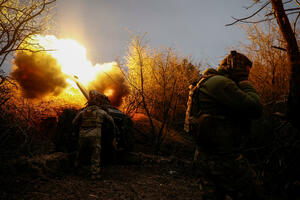 Ukrajinski zvaničnici: U ruskom granatiranju Hersona i Donjecka...