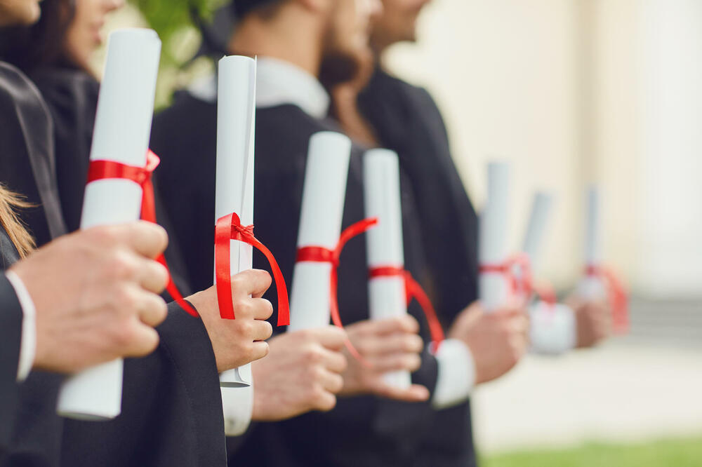 Poslodavci ne priznaju bečelor diplome, pa studenti hrle na master studije (ilustracija), Foto: Shutterstock.com