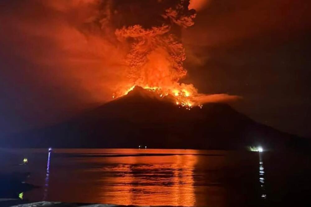 Erupcija vulkana, Foto: Beta/AP