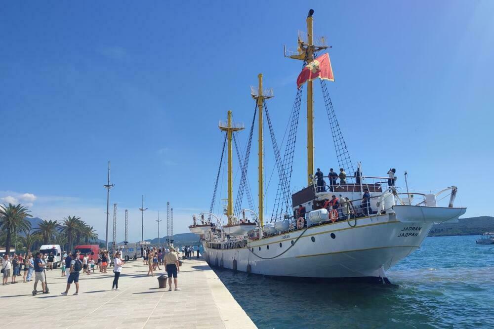 Školski brod "Jadran", Foto: Siniša Luković