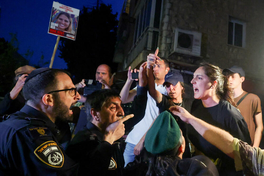 Protesti sa pozivom na oslobađanje talaca, blizu Netanjahuove rezidencije, Foto: Reuters