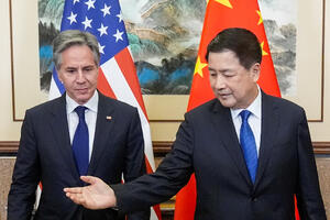 Kina upozorila Sjedinjene Države da ne gaze njene "crvene linije"