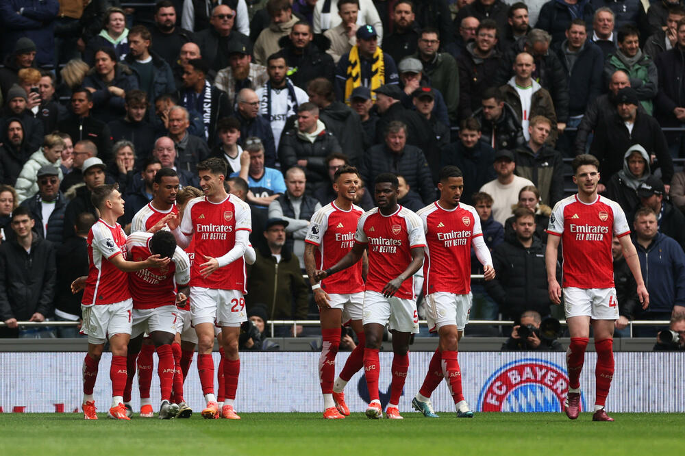 Fudbaleri Arsenala, Foto: Reuters