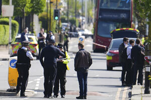 BBC: Londonska policija uhapsila čovjeka koji je mačem ranio...