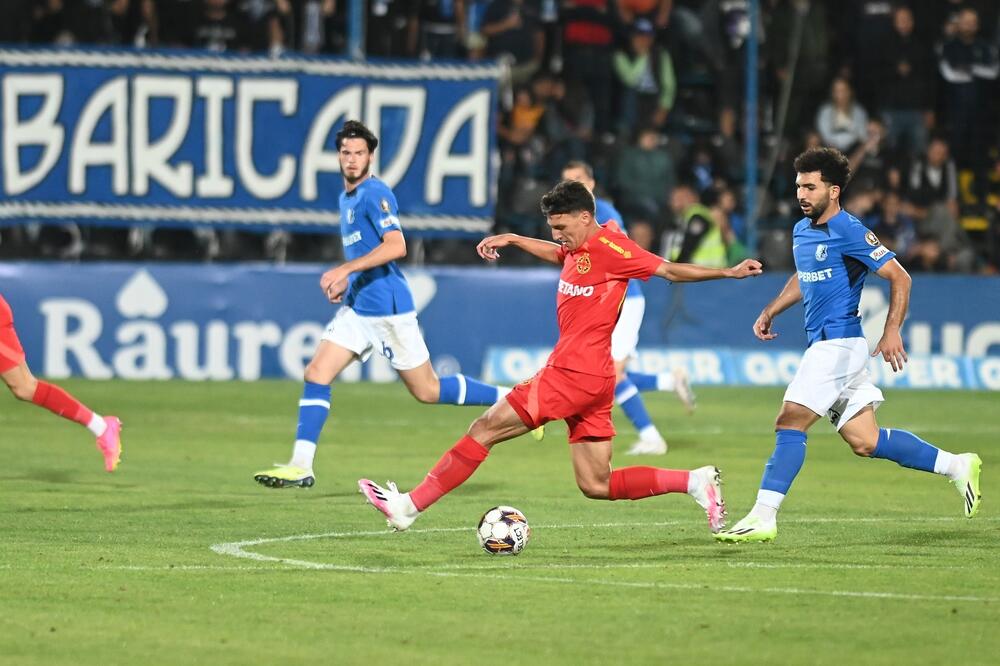 Radunović odigrao cijeli meč u LIncu, Foto: FCSB/Facebook