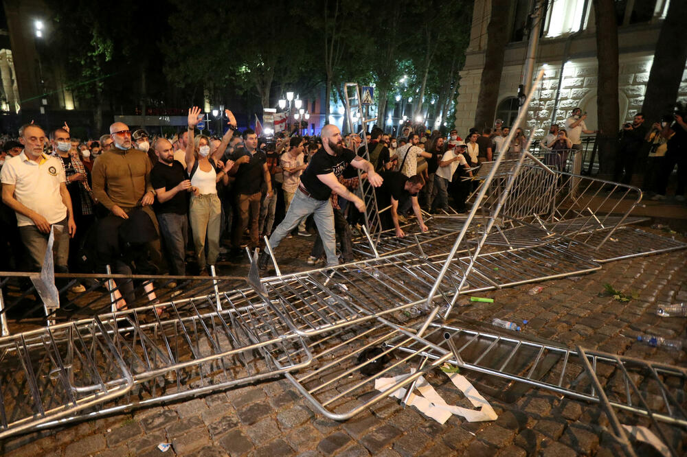 Sa protesta u Tbilisiju, Foto: Reuters