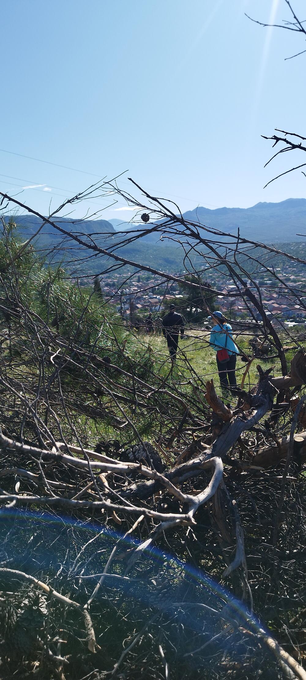 <p>Glavna aktivnost će se obavljati istočno od vršnog platoa u periodu od osam do 13 časova. Iz AUZP-a pozvali sve zainteresovane da im se pridruže</p>