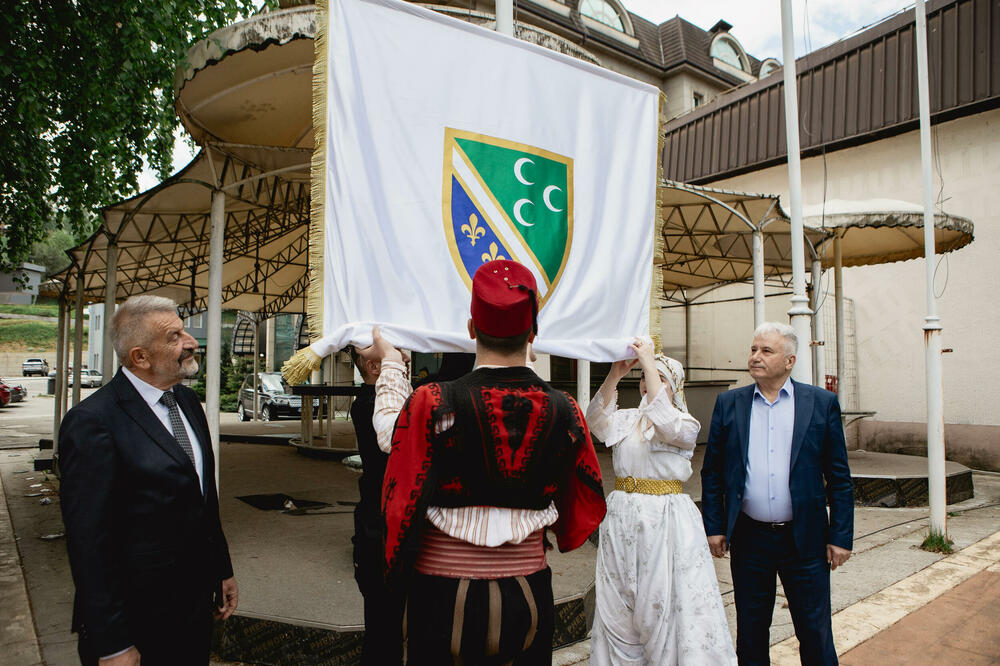 Sa današnjeg obilježavanja Dana bošnjačke nacionalne zastave, Foto: Bošnjačko vijeće u Crnoj Gori