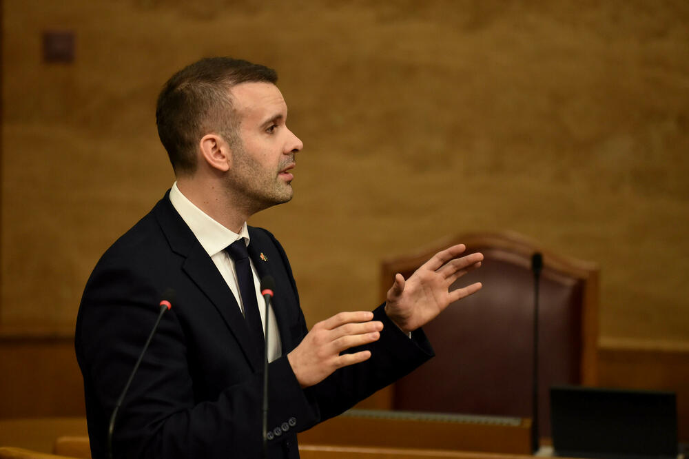 Spajić na Premijerskom satu, Foto: BORIS PEJOVIC