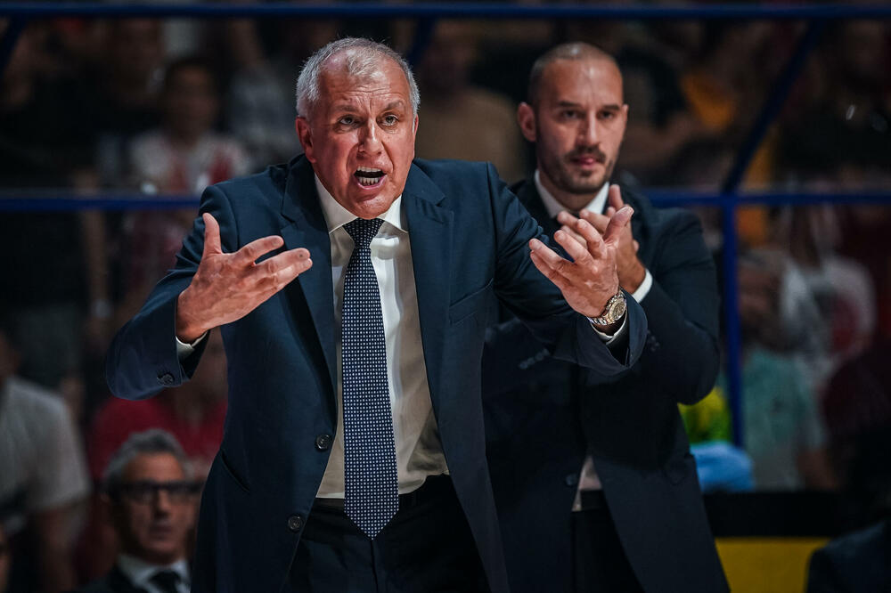 Željko Obradović na sinoćnjoj utakmici sa Zvezdom, Foto: ABA liga/Dragana Stjepanović