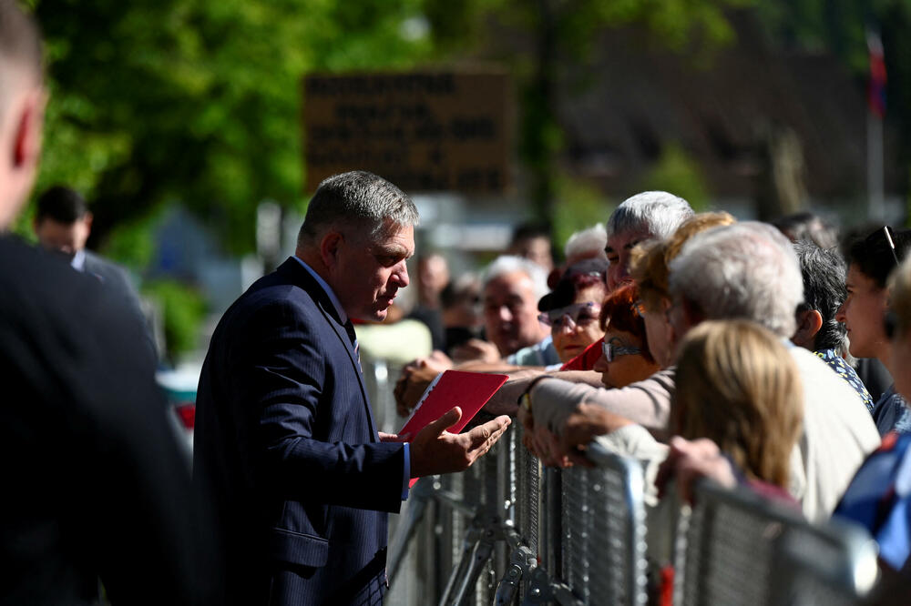 Fico juče u Handlovoj, Foto: Reuters