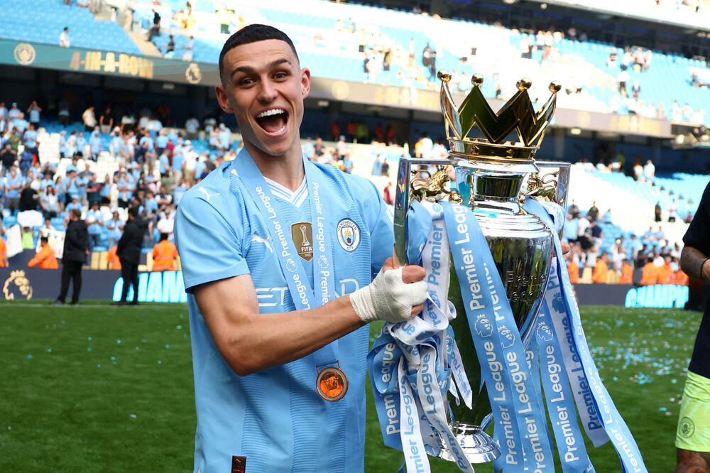 Foden sa peharom Premijer lige, Foto: Reuters