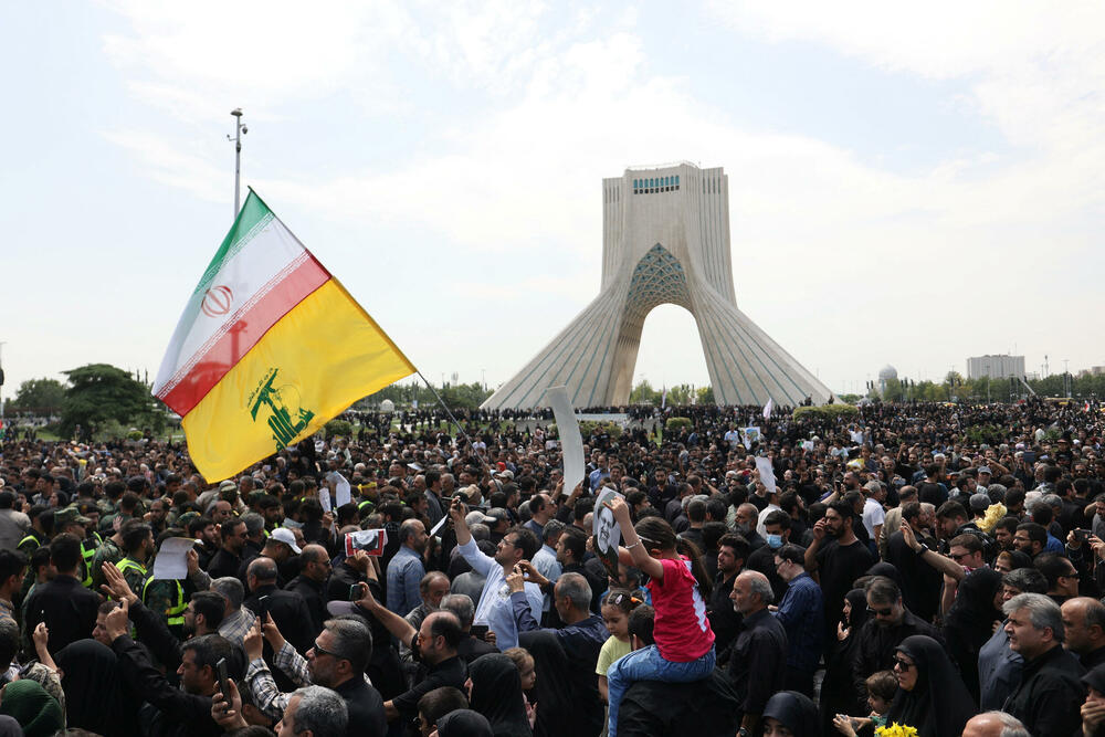 <p>Ceremoniji prisustvuje i Ismail Hanije, vođa Hamasa, gupe koju su Sjedinjene Američke Države (SAD) i Evropska unija (EU) proglasile terorističkom organizacijom. Iran je naoružavao i podržavao Hamas tokom trenutnog rata sa Izraelom u Pojasu Gaze</p>