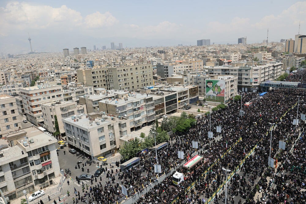 <p>Ceremoniji prisustvuje i Ismail Hanije, vođa Hamasa, gupe koju su Sjedinjene Američke Države (SAD) i Evropska unija (EU) proglasile terorističkom organizacijom. Iran je naoružavao i podržavao Hamas tokom trenutnog rata sa Izraelom u Pojasu Gaze</p>