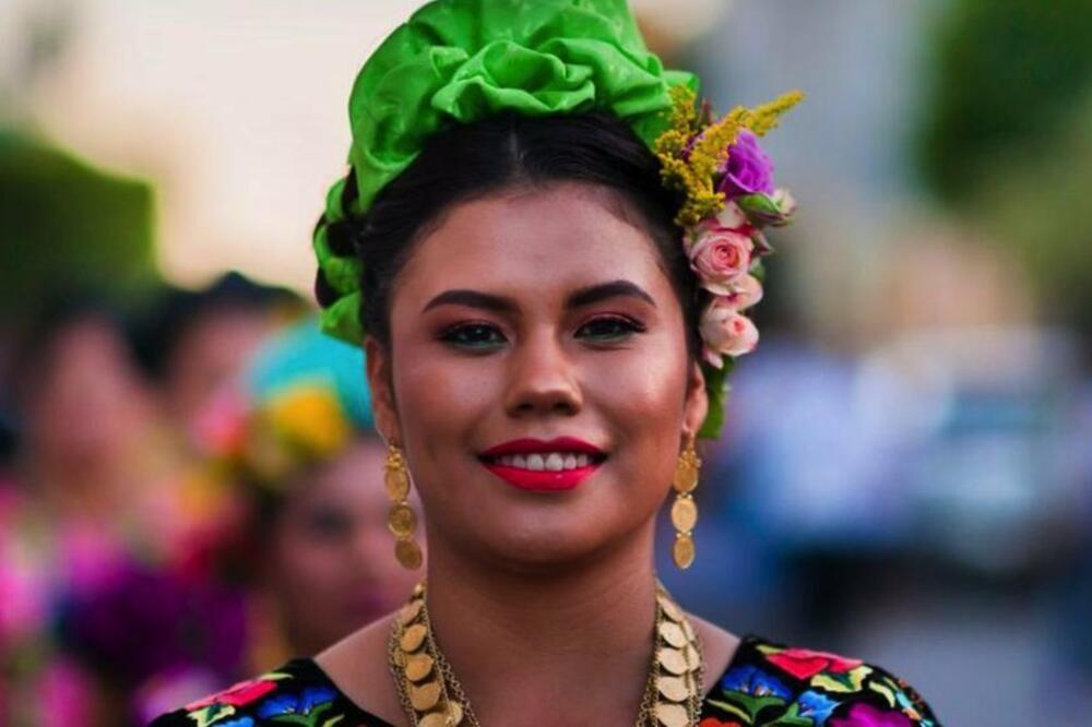 Motive sa tradicionalne nošnje zapotečkih žena koristila je na svojim slikama Frida Kalo, legendarna slikarka koja je bila simbol osnaženja žena u 20. vijeku, Foto: Getty Images