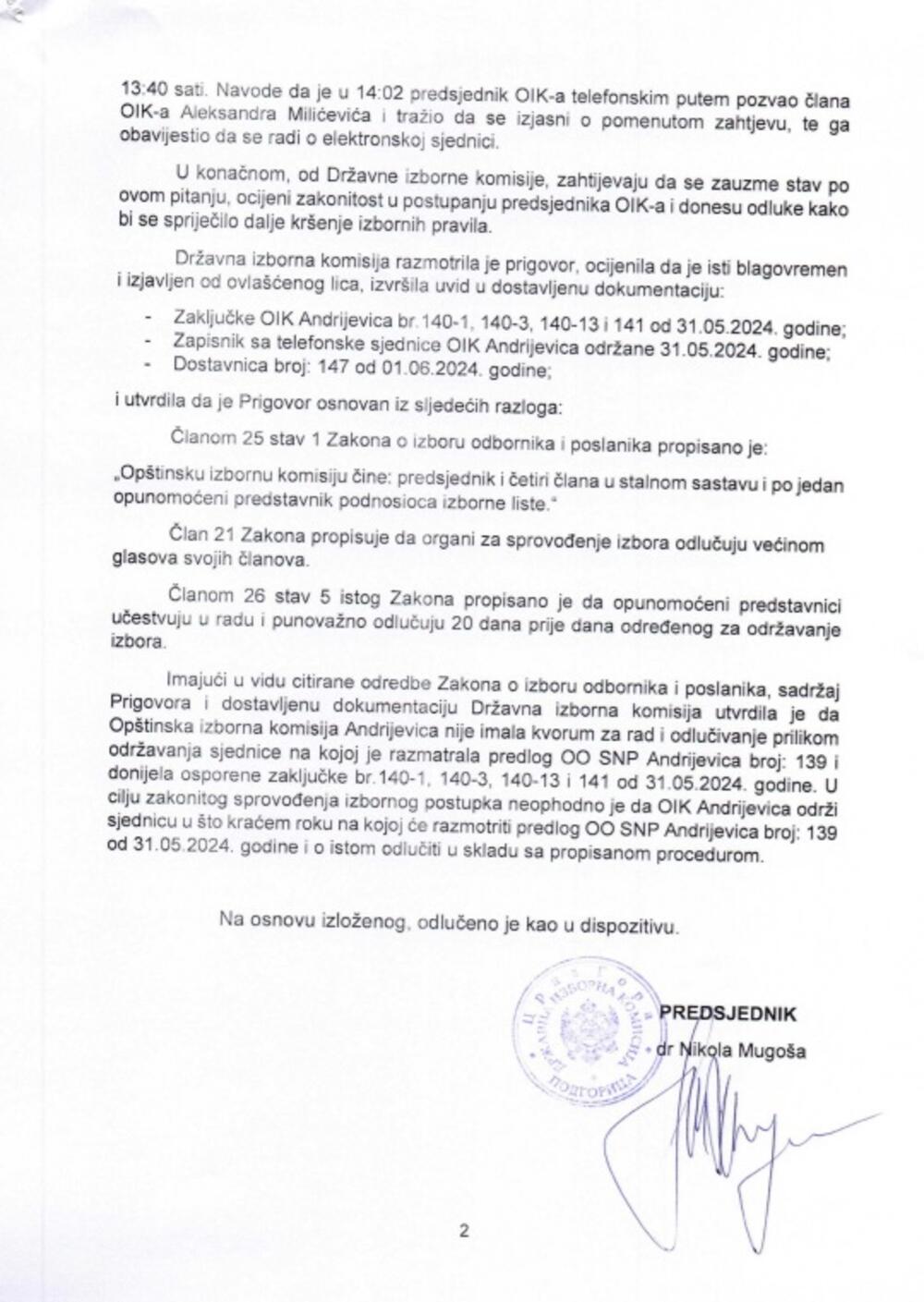 <p>"Naime, DIK je odbio pojedina lica da budu članovi biračkih odbora jer se nalaze na listi koalicije SNP-Demokrate, na šta je SNP uložio žalbu koju je DIK odbio", rekao je Vulević</p>