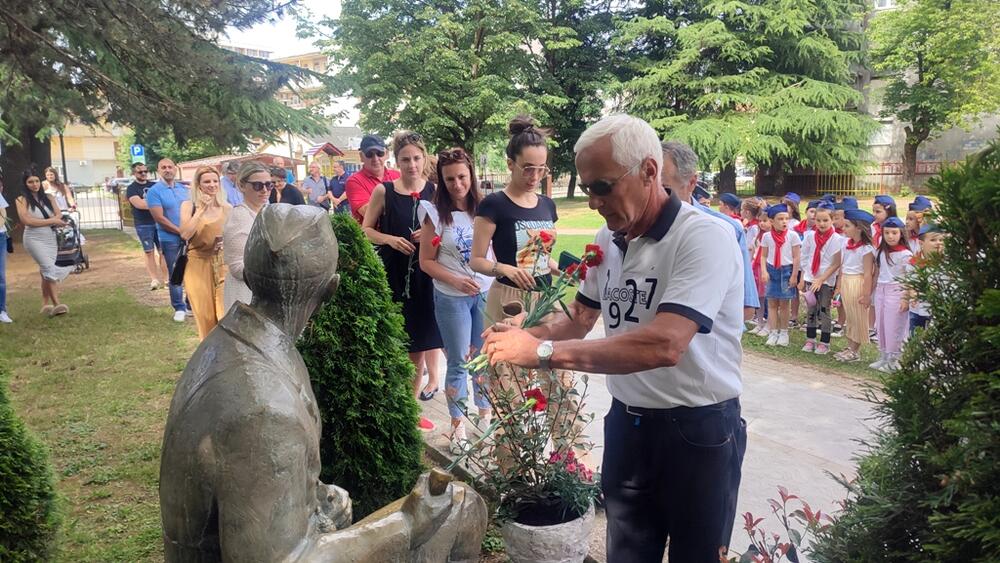 <p>"Istorija i sudbina porodice Kovačević iz Nudola iz koje je i Dragan potekao, su trijumf junaštva i ljubavi prema otadžbini. Njihova požrtvovanost za slobodu nije poznavala granice, a žrtva koju su podnijeli i žrtve koje su dali služi na čast i njima i slobodarskoj Crnoj Gori"</p>