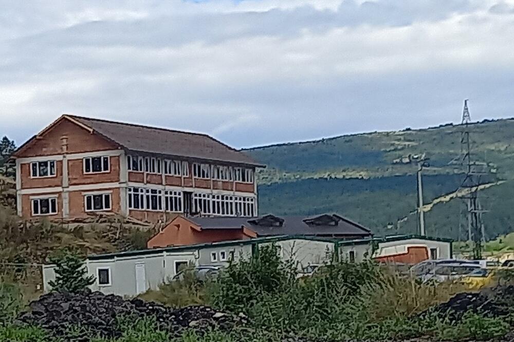 Sporna poslovna grada Rudnika uglja, Foto: Goran Malidžan