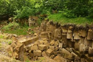 Euromost: Nezakonita eksploatacija prirodnog kamena ugrožava...