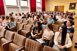 Prijem za 103 nikšićka polumaturanta dobitika diplome „Luča“