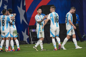 Argentina pobjedom započela put ka odbrani trofeja: Alvares i...