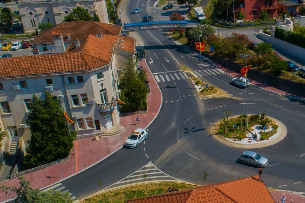 Zgrada stare Opštine u Tivtu, Foto: Opština