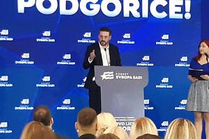 Dragaš poručio Mandiću: Sljedeći put urgirajte kod Vučića da...