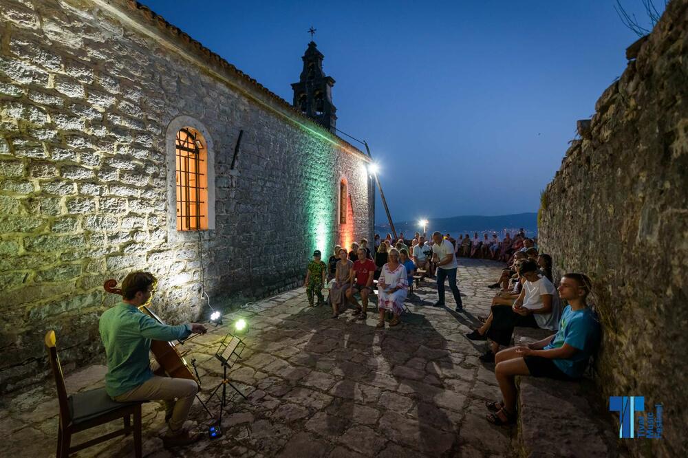 Sa koncerta u Gornjoj Lastvi, Foto: Radio Tivat