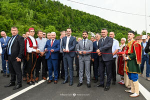 Spajić i Radulović otvorili rekonstruisan put Rožaje - Špiljani:...