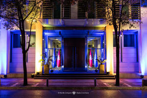 Zgrada Vlade Crne Gore osvijetljena bojama EU (FOTO i VIDEO)