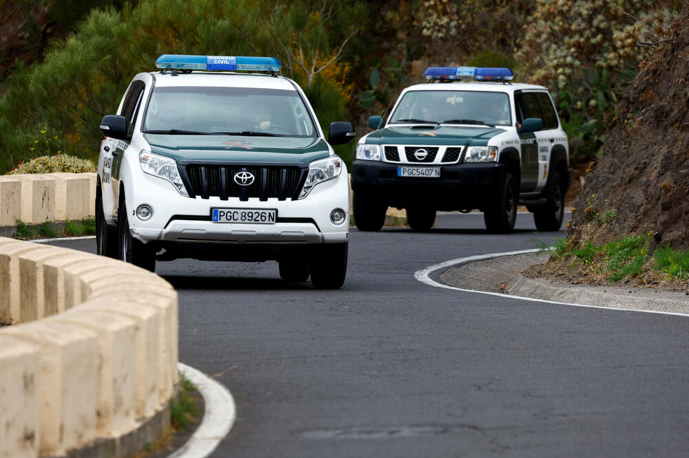 Vozila španske Civilne garde, Foto: Reuters