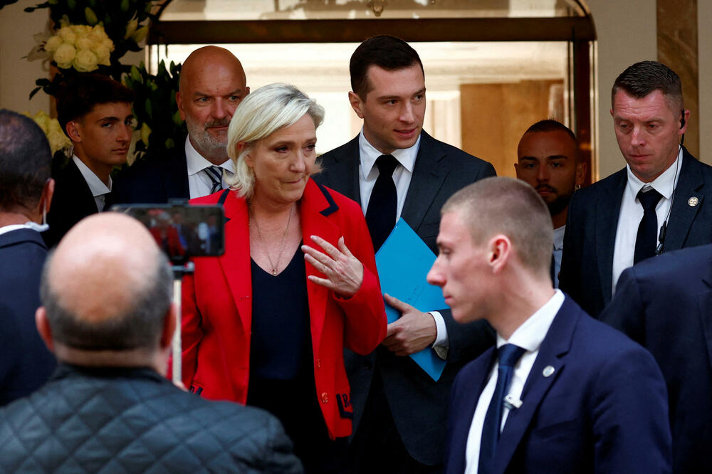 Bardela sa stranačkom koleginicom Marin Le Pen, Foto: Reuters