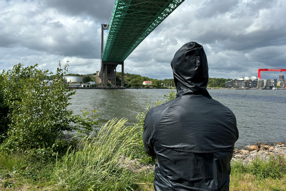Jahja, bivši pripadnik bande, na obali rijeke u Geteborgu, Foto: Reuters